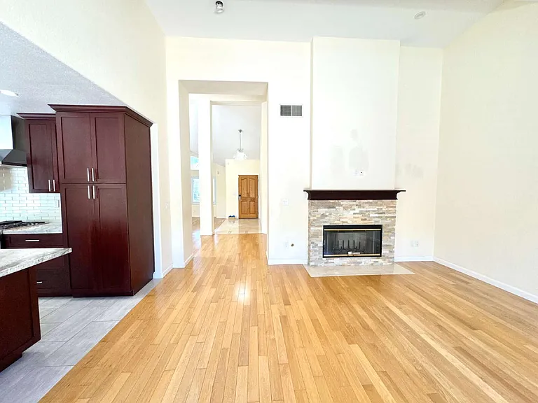 3281 Falerno Way — Photo 20