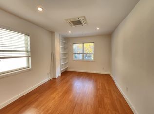 2112 33rd St, Astoria, NY