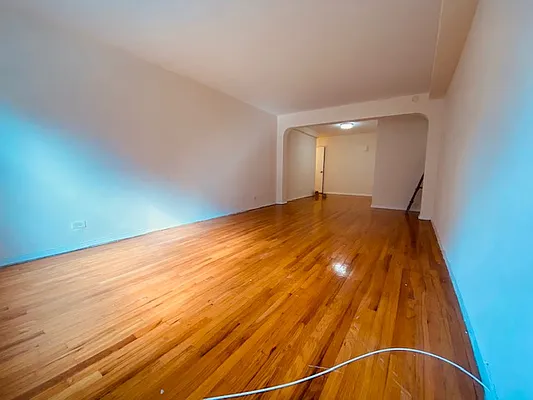 Rented by Silverstein Collection LLC  | media 3