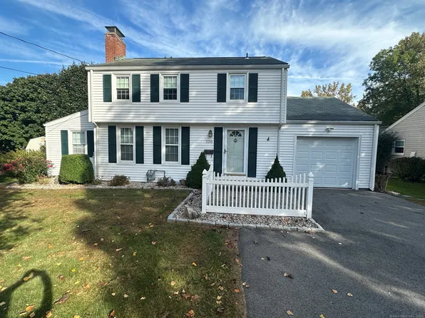 136 Centerwood Road, Newington, CT 06111