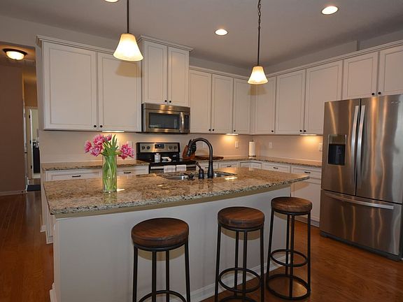 4th image of 391 Turtle Creek Dr