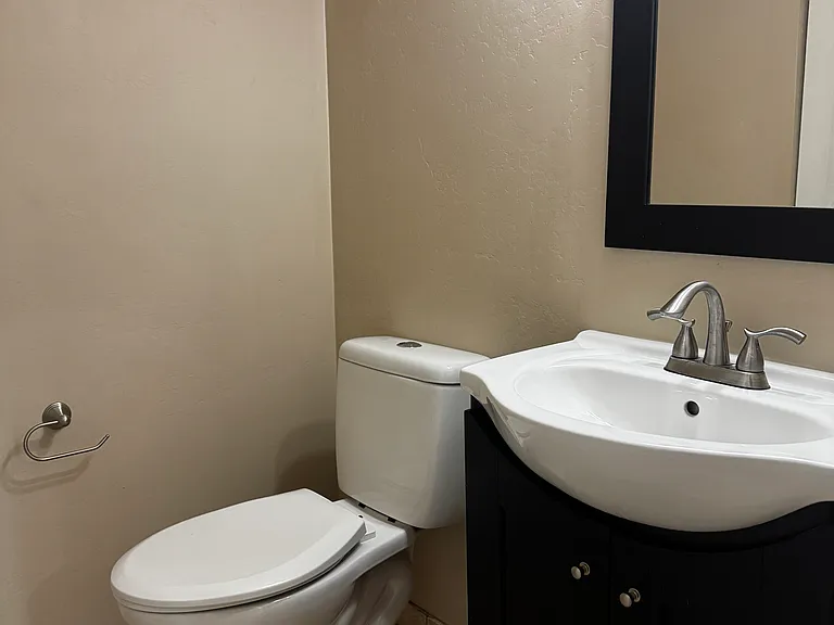 5405 W Echo Ln — Photo 7