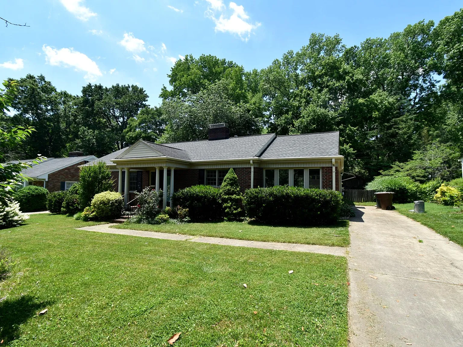 519 Audubon Dr — Photo 1