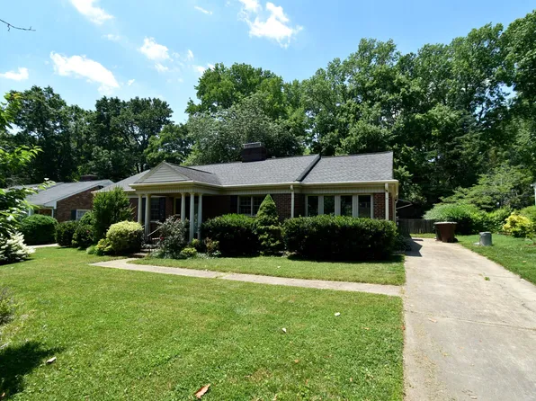 519 Audubon Dr, Greensboro, NC 27410