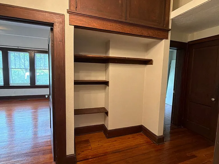 534 E Call St — Photo 23