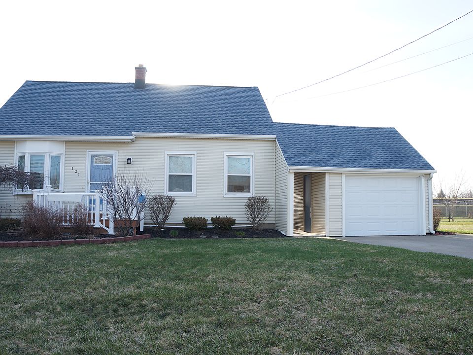 1st image of 121 Ledyard Ave