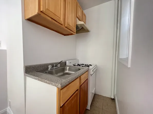 967 Summit Ave #1, Jersey City, NJ 07307