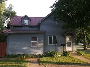 202 E 3rd St, Alta, IA 51002