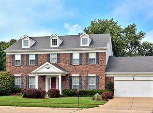 13129 Barrett Meadows Dr, Ballwin, MO 63021