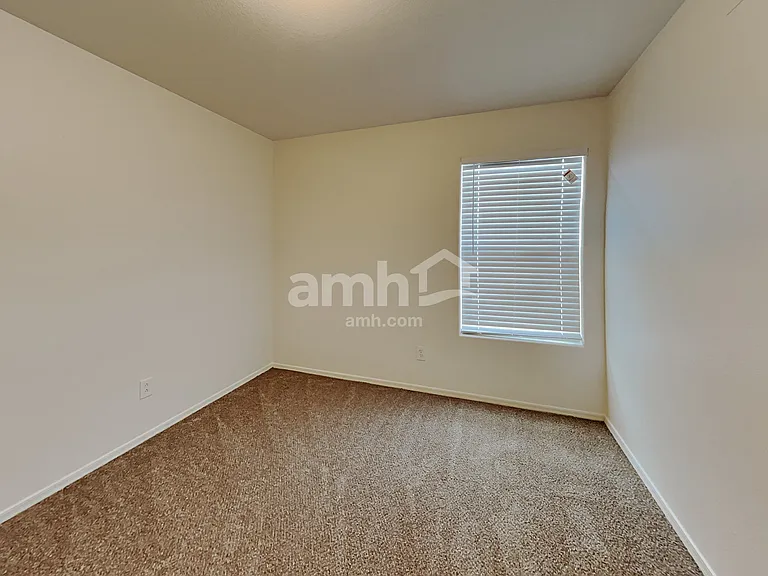 12810 W Roanoke Ave — Photo 17