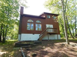 471 Hyland Dr, East Stroudsburg, PA