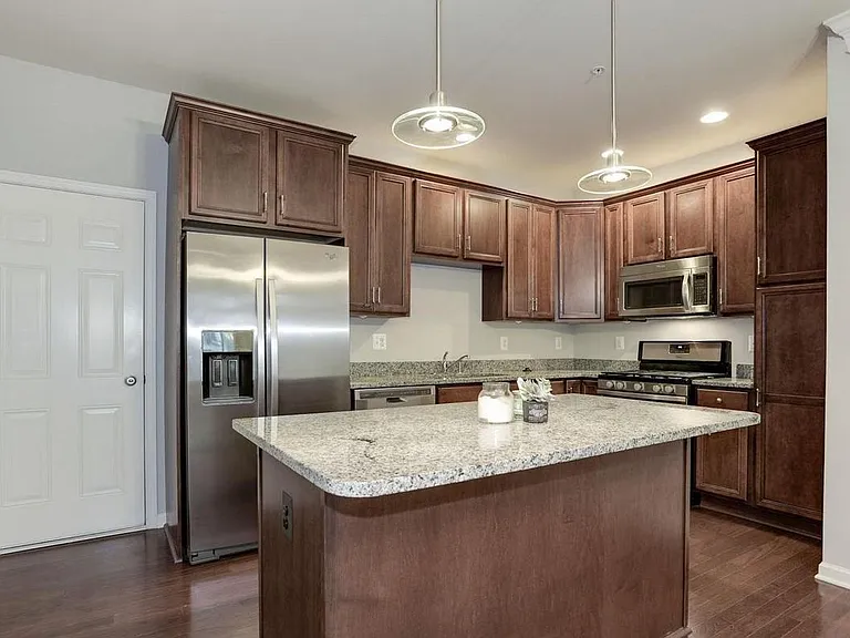 43017 Clarks Mill Ter — Photo 11