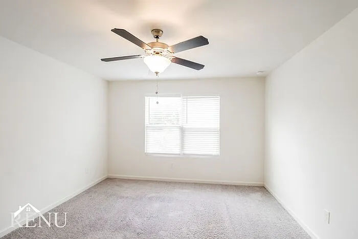 3108 Calcutta St — Photo 10