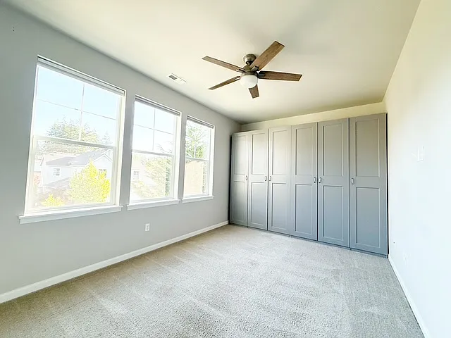 2441 NE Redford St — Photo 33