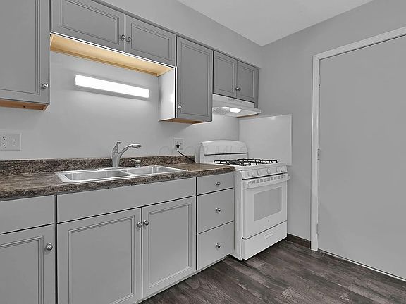 5th image of 53 Neil St APT 3