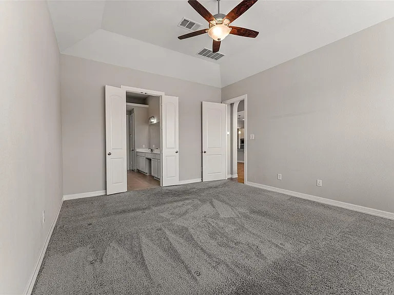 24014 Corinaldo Ct — Photo 22