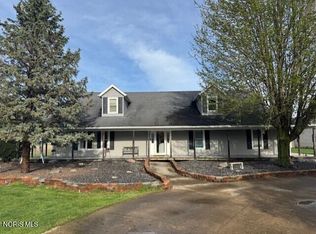 5113 Weckerly Rd, Monclova, OH 43542