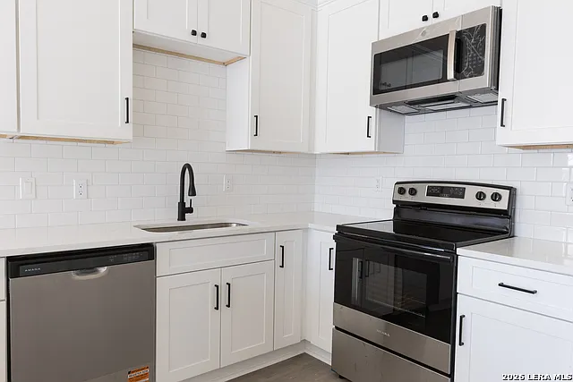 3 bed, 2.0 bath, 1816 sqft, $1,645 — Photo 4