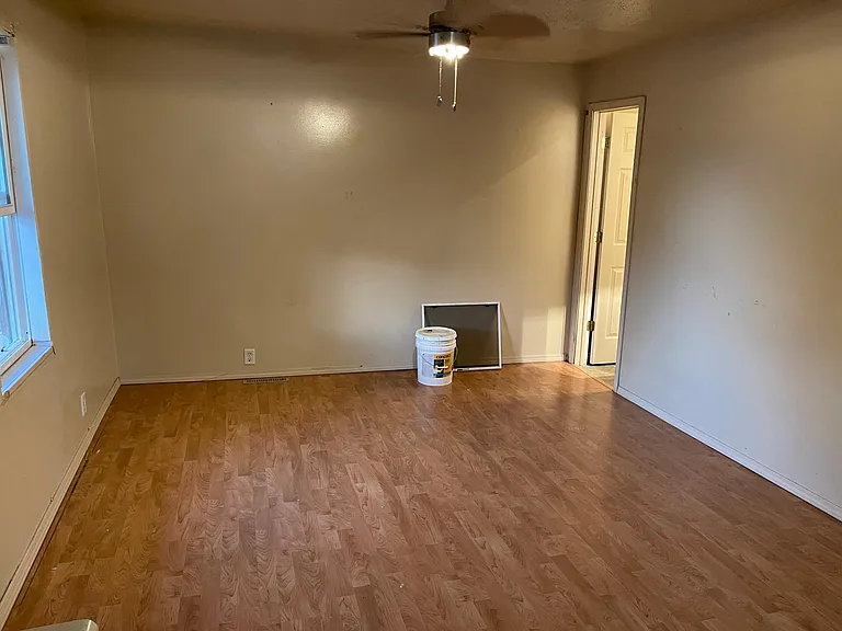 1723 Geneva St #3 — Photo 1