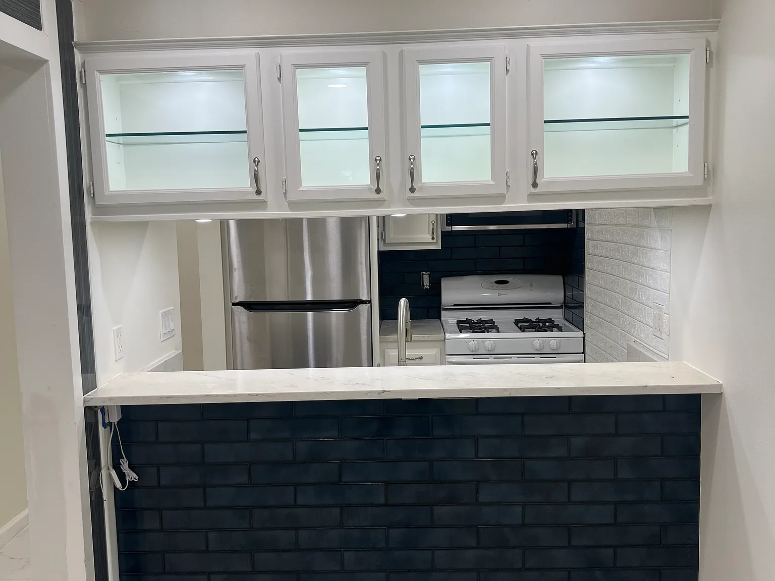 2 bed, 800 sqft, $1,650 — Photo 3