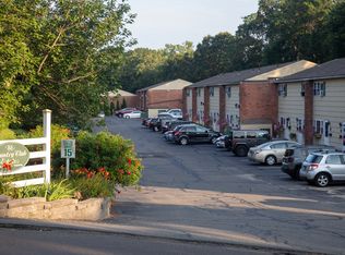 55 Porter Ave APT 3A, Naugatuck, CT 06770