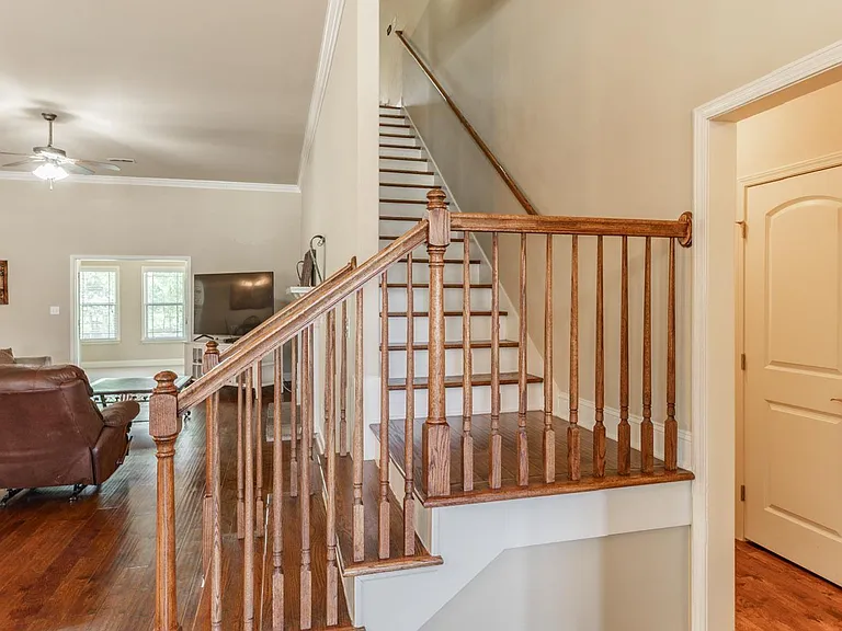 114 Rushing Brook Dr — Photo 4