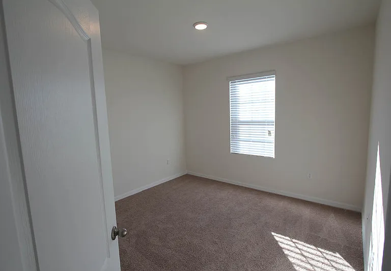 451 Arbor Lakes Dr — Photo 13