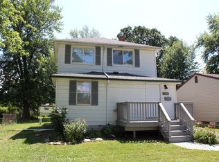 22700 Arcadia St, Saint Clair Shores, MI 48082
