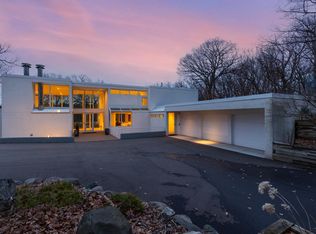 2451 Byrnes Rd, Minnetonka, MN 55305