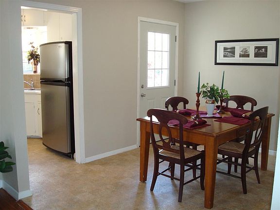 5th image of 535 W Wildwood
