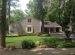 1040 S Green Bay Rd, Lake Forest, IL 60045