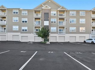 96 Mill St APT 204, Woonsocket, RI 02895