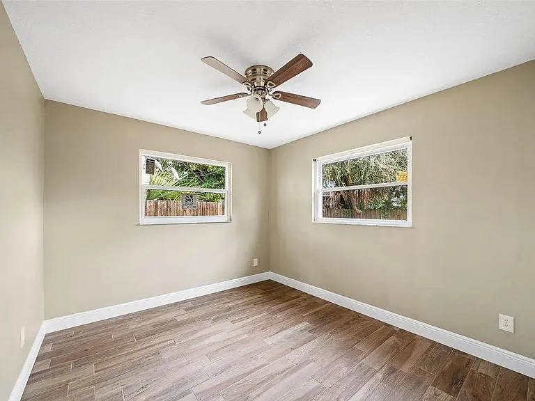 1485 Morgan Dr — Photo 11