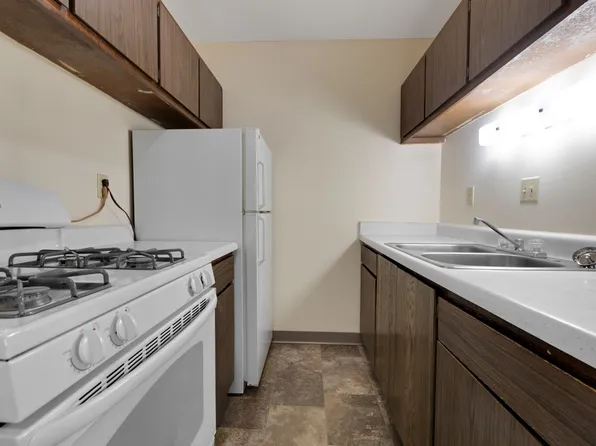 Laurel Gardens, 622 Laurel Ct #20569791, Marshfield, WI 54449