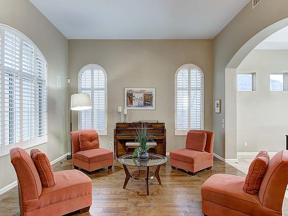 4th image of 4056 E Williams Dr