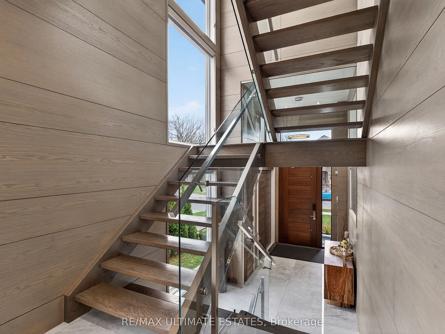 5 bed, $8,500 — Photo 4