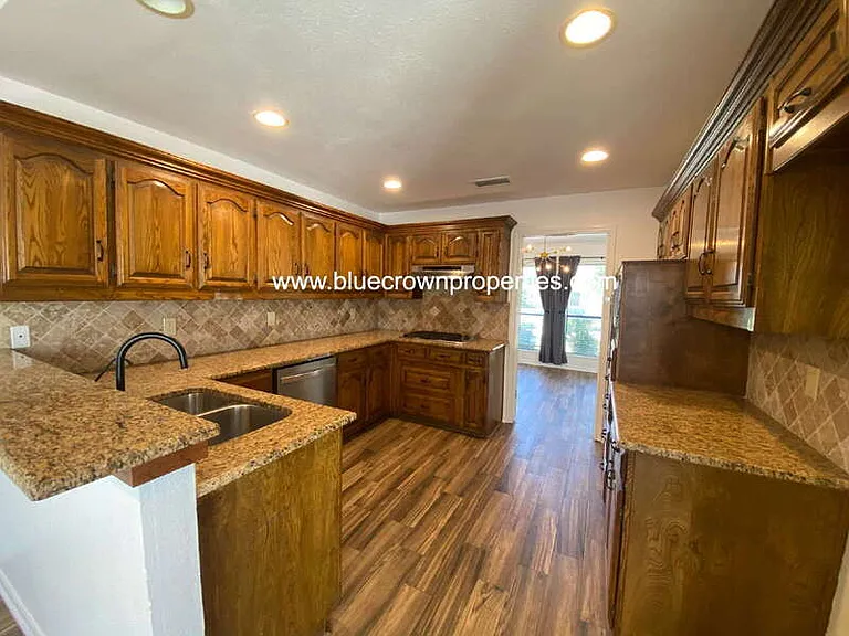 3736 Solarium Pl — Photo 5
