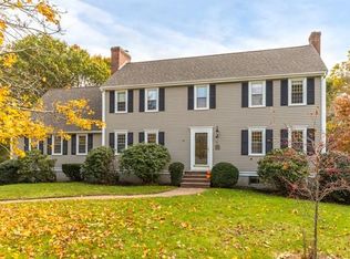 21 Crystal Rd, Wilmington, MA 01887