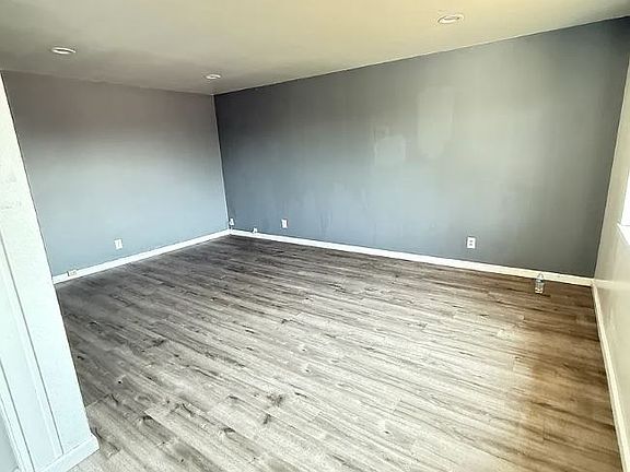 4th image of 941 S 45th St #2