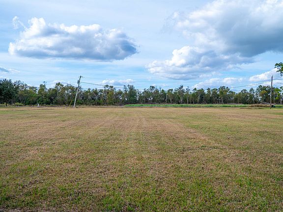 4th image of 415 Central Lafourche Dr