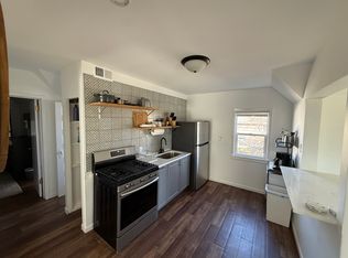 1413 12th Ave NE #3, Minneapolis, MN 55413