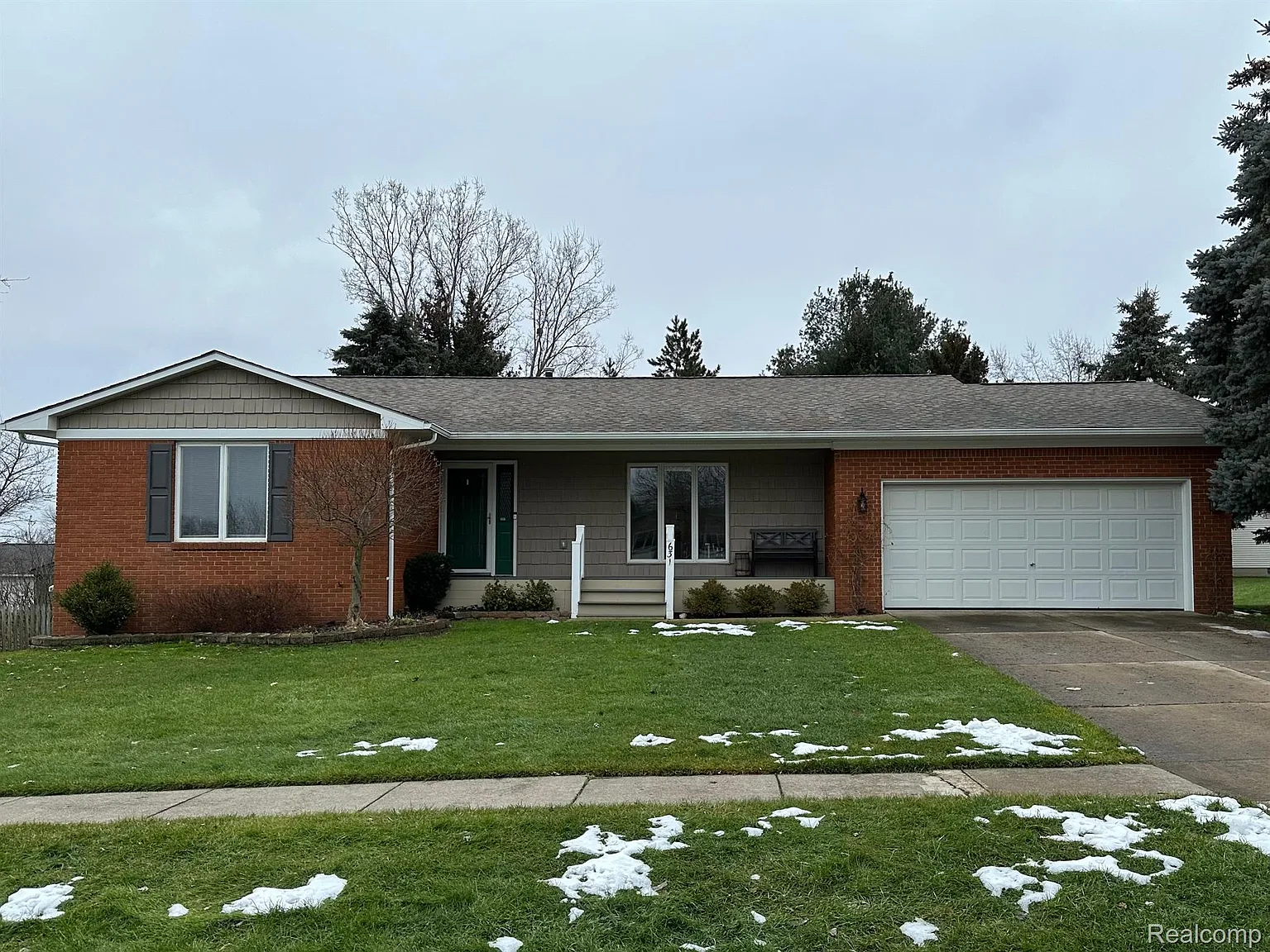 631 Heim Ct photo 1