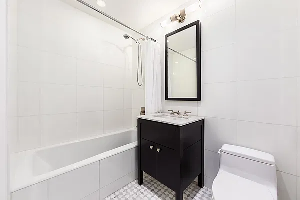 Sold by Nest Seekers International | media 10
