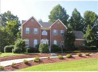 528 Buck Run Dr, Kernersville, NC 27284