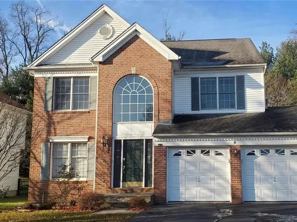 9 Ashley Court, Danbury, CT 06810