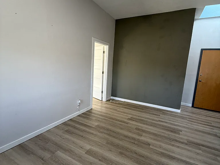 112 E Salem Ave #1 — Photo 19