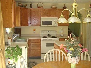 3rd image of 116 Stratford Dr