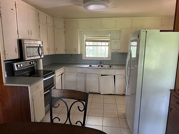 4th image of 26562 Bass Blvd
