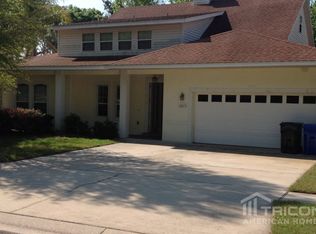 2017 River Crossing Dr, Valrico, FL 33596