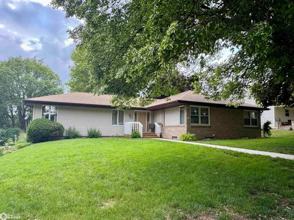 707 E Division St, Audubon, IA 50025